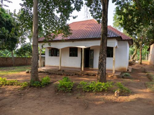 Hier wohnen die älteren Kinder, wenn sie ihr freie Zeit bei Irene in Natandome Village, Mbale, verbingen. 