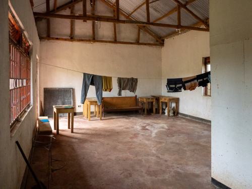 Im Gemeinschaftshaus Community Shelter finden u.a. die Treffen der Frauengruppe des Dorfes statt